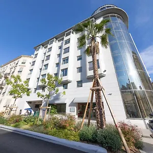 Goldstar Apartments&suites Hotel